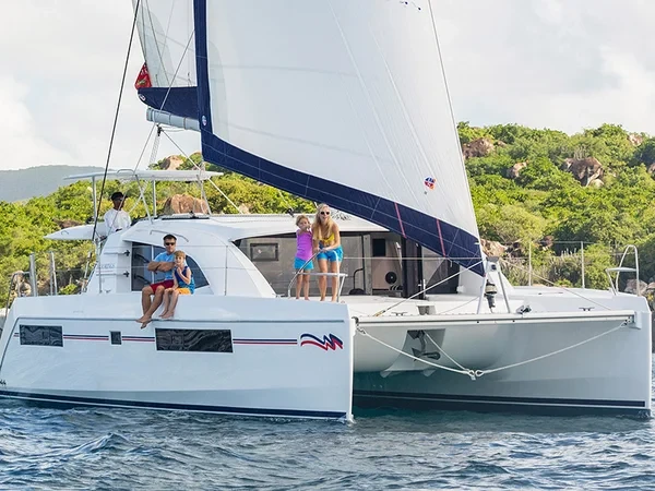 Leopard 40 - Boatscribe.com