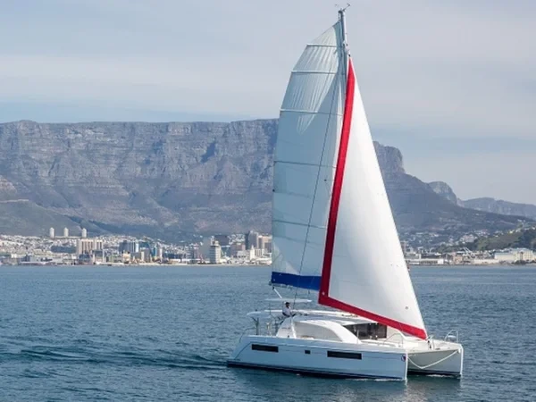 Leopard 40 - Boatscribe.com