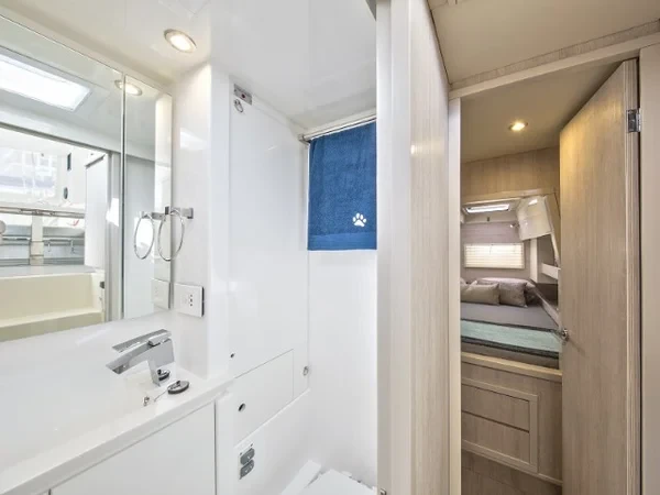 Leopard 40 - Boatscribe.com