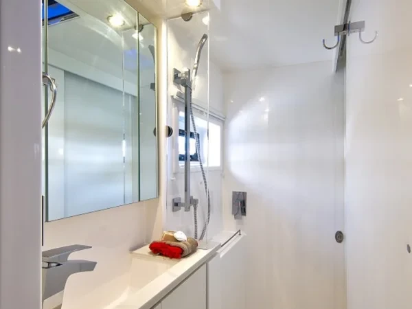 Leopard 40 - Boatscribe.com