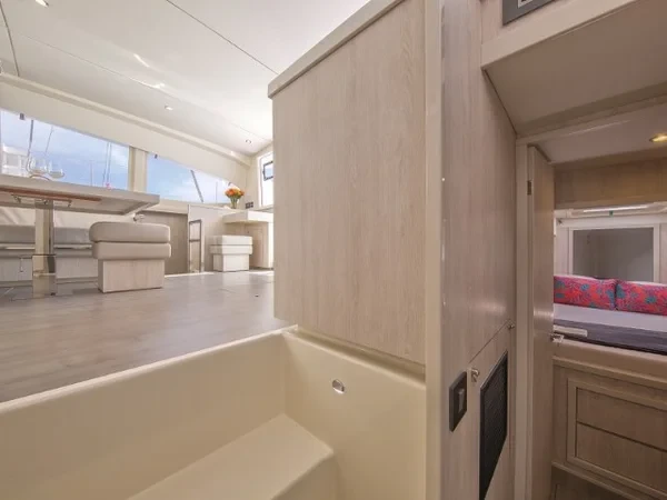Leopard 40 - Boatscribe.com
