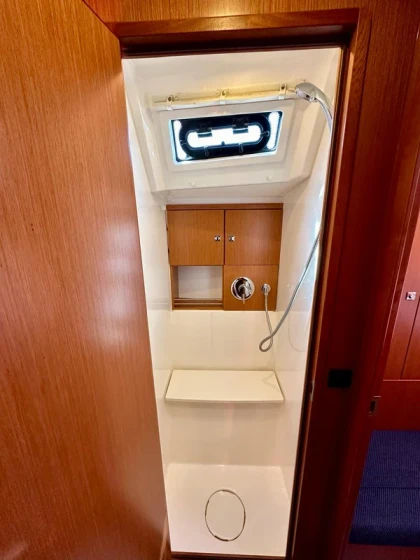 Bavaria 46 Cruiser - Boatscribe.com