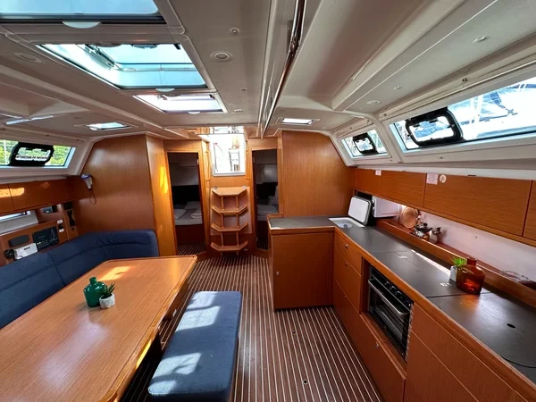 Bavaria 46 Cruiser - Boatscribe.com