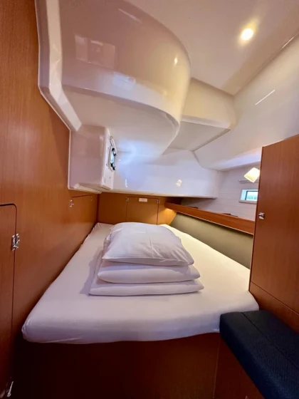 Bavaria 46 Cruiser - Boatscribe.com