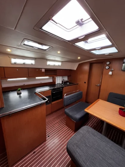 Bavaria 45 Cruiser - Boatscribe.com