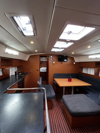 Bavaria 45 Cruiser - Boatscribe.com