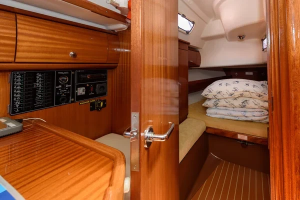 Bavaria 36 Cruiser - Boatscribe.com