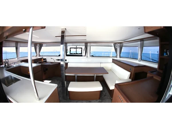 Lagoon 46 - Boatscribe.com