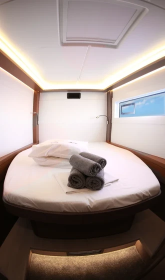 Lagoon 46 - Boatscribe.com