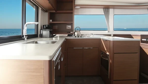 Lagoon 46 - Boatscribe.com