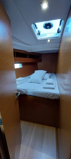 Sun Odyssey 479 - Boatscribe.com