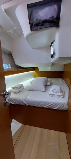 Sun Odyssey 479 - Boatscribe.com