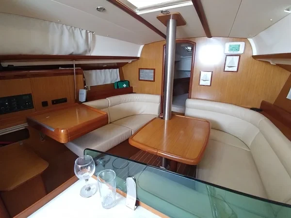 Sun Odyssey 36i - Boatscribe.com