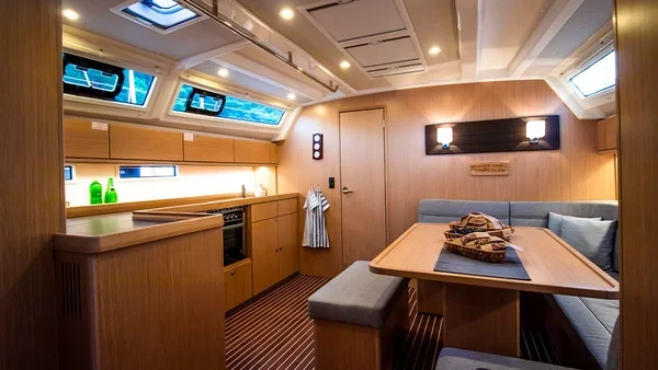 Bavaria 46 Cruiser - Boatscribe.com