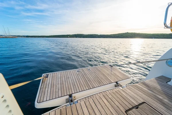 Bavaria 33 Cruiser - Boatscribe.com