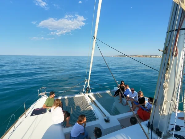 Lagoon 450 F - Boatscribe.com