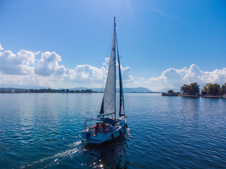 Hanse 385 - Boatscribe.com