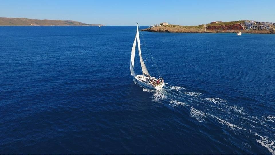 Oceanis 45 - Boatscribe.com