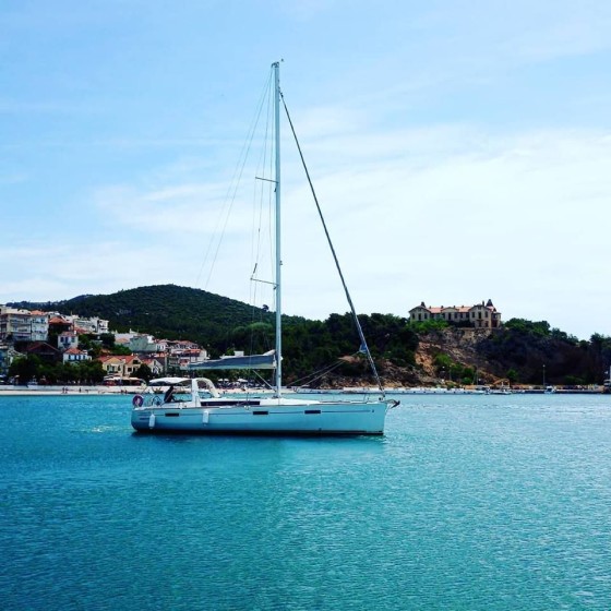 Oceanis 45 - Boatscribe.com