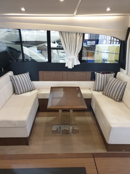Jeanneau NC 14 - Boatscribe.com