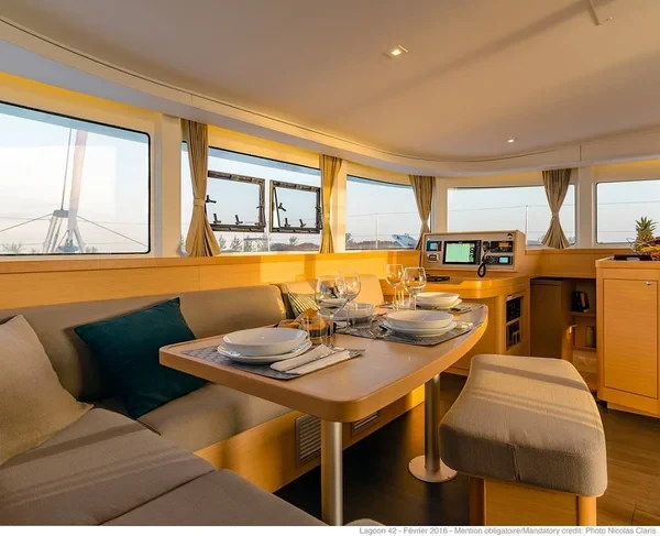 Lagoon 42 - Boatscribe.com