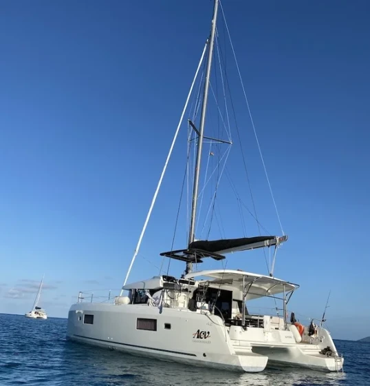 Lagoon 42 - Boatscribe.com