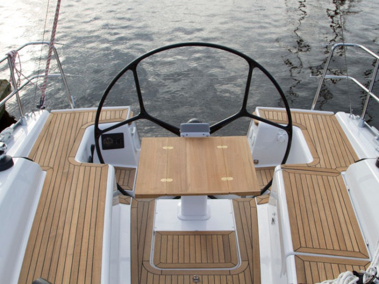 Varianta 37 - Boatscribe.com