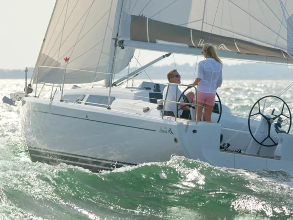 Hanse 315 - Boatscribe.com