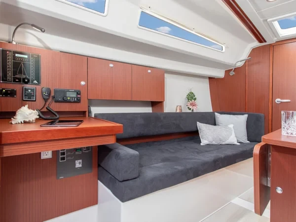 Hanse 315 - Boatscribe.com