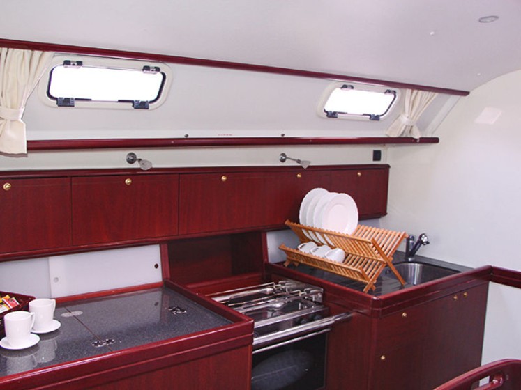 Harmony 42 - Boatscribe.com