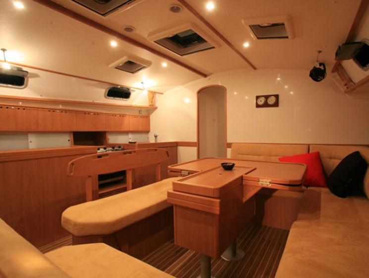 Harmony 52 - Boatscribe.com