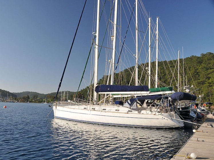 Harmony 52 - Boatscribe.com