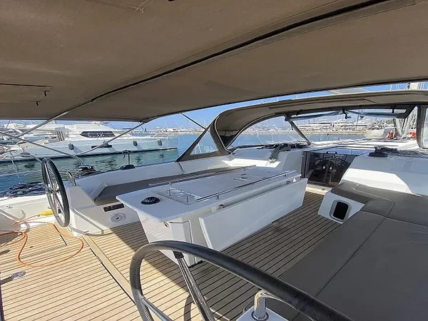 Oceanis 40.1 - Boatscribe.com