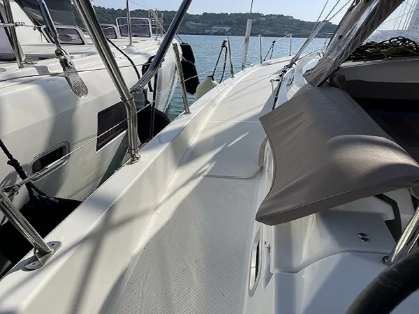Sun Odyssey 440 - Boatscribe.com