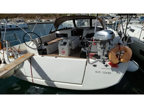 Sun Odyssey 440 - Boatscribe.com