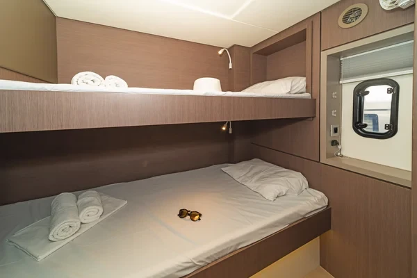 Bali 4.6 - Boatscribe.com