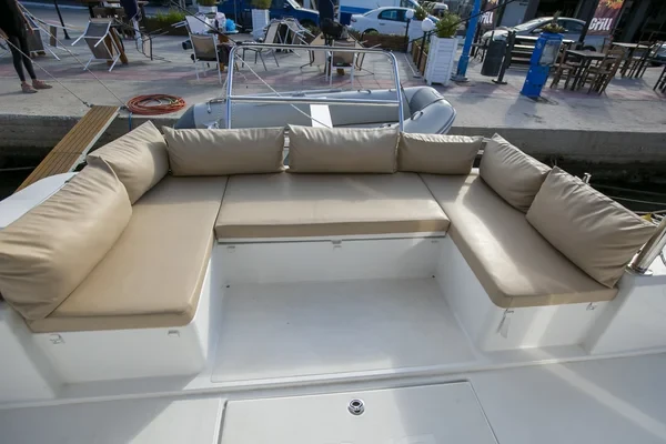 Bali 4.3 - Boatscribe.com