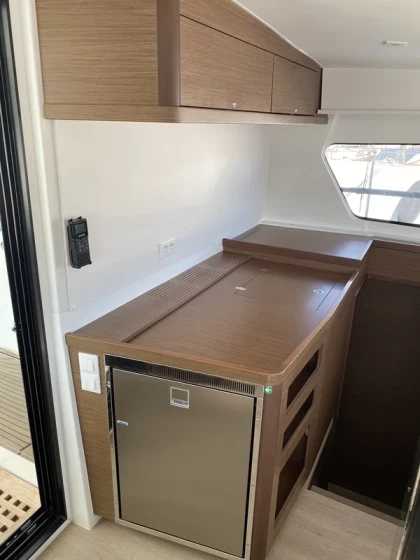 Lagoon 42 - Boatscribe.com