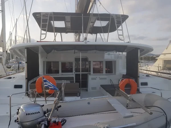 Lagoon 450 F - Boatscribe.com