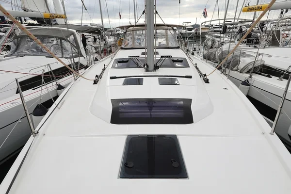 Dufour 430 Grand Large - Boatscribe.com