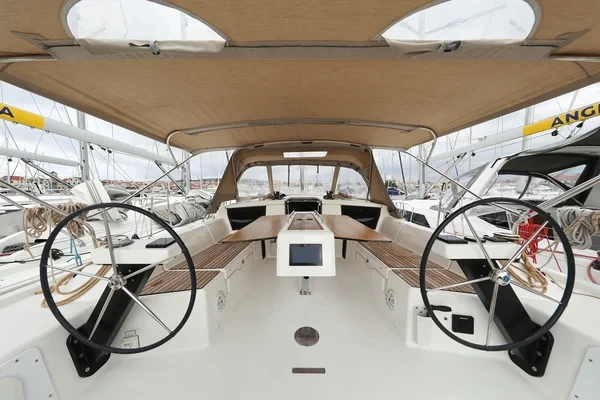 Dufour 430 Grand Large - Boatscribe.com