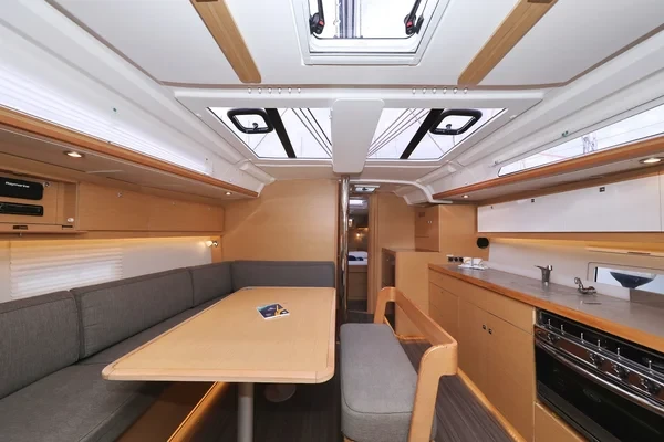 Dufour 430 Grand Large - Boatscribe.com