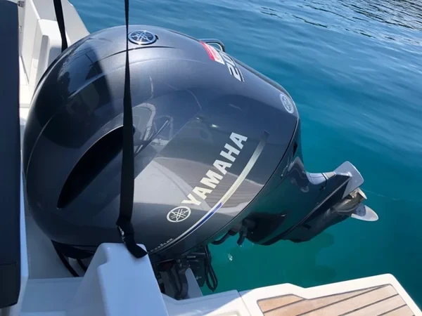 Merry Fisher 795 - Boatscribe.com