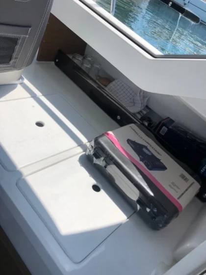 Merry Fisher 795 - Boatscribe.com