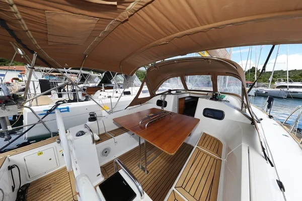 Elan Impression 40.1 - Boatscribe.com