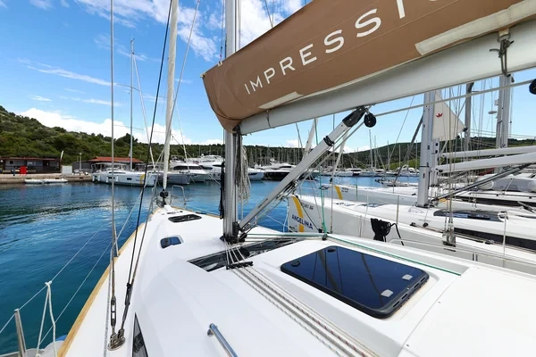 Elan Impression 40.1 - Boatscribe.com