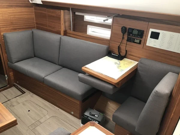 Elan Impression 40.1 - Boatscribe.com
