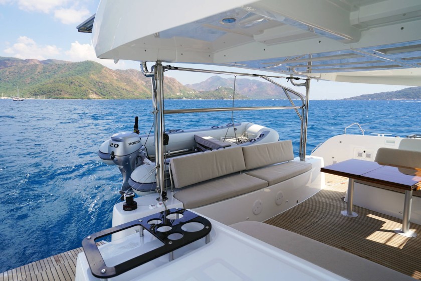 Lagoon 46 - Boatscribe.com