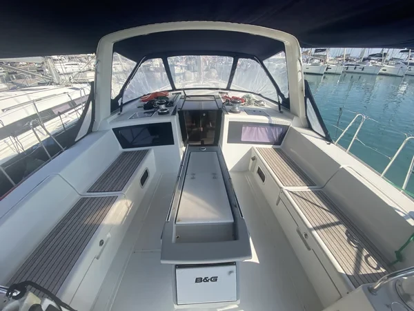Oceanis 48 - Boatscribe.com