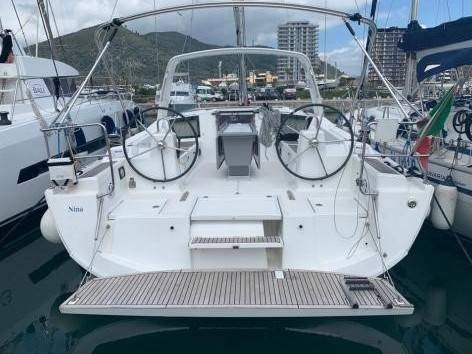 Oceanis 41.1 - Boatscribe.com